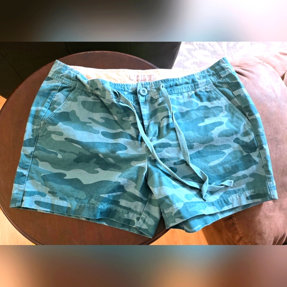 Twill guide shorts w/ pockets
